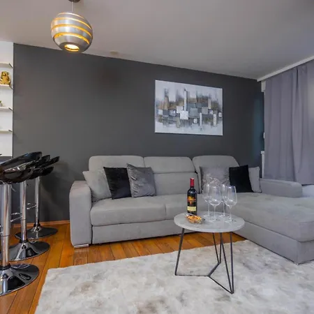 Apartman Lastavica Apartment Split